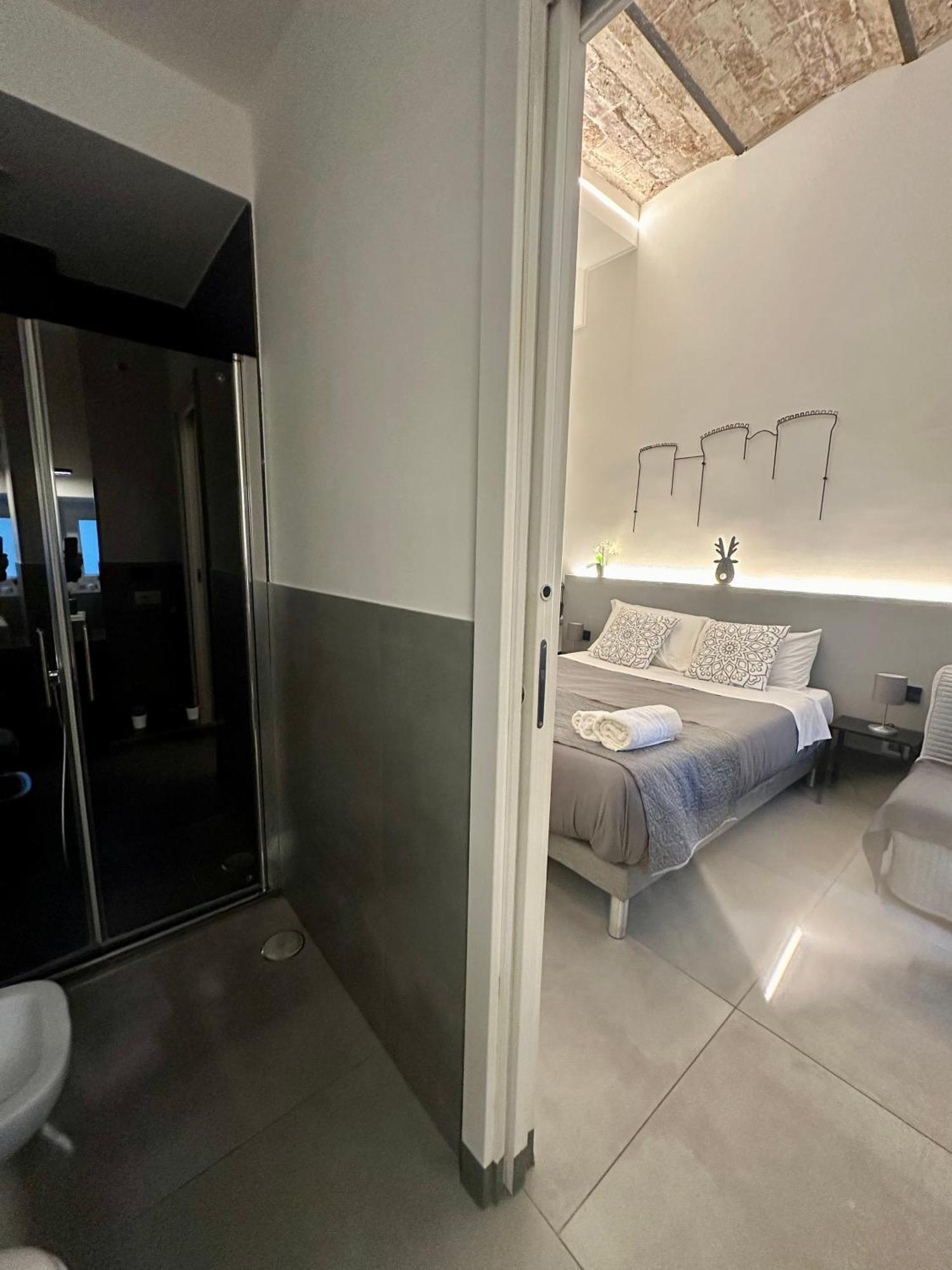 Vesucharme Suite Luxury Room Napoli Exterior foto