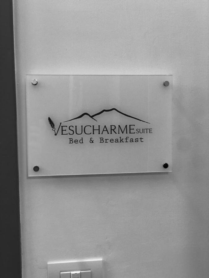 Vesucharme Suite Luxury Room Napoli Exterior foto