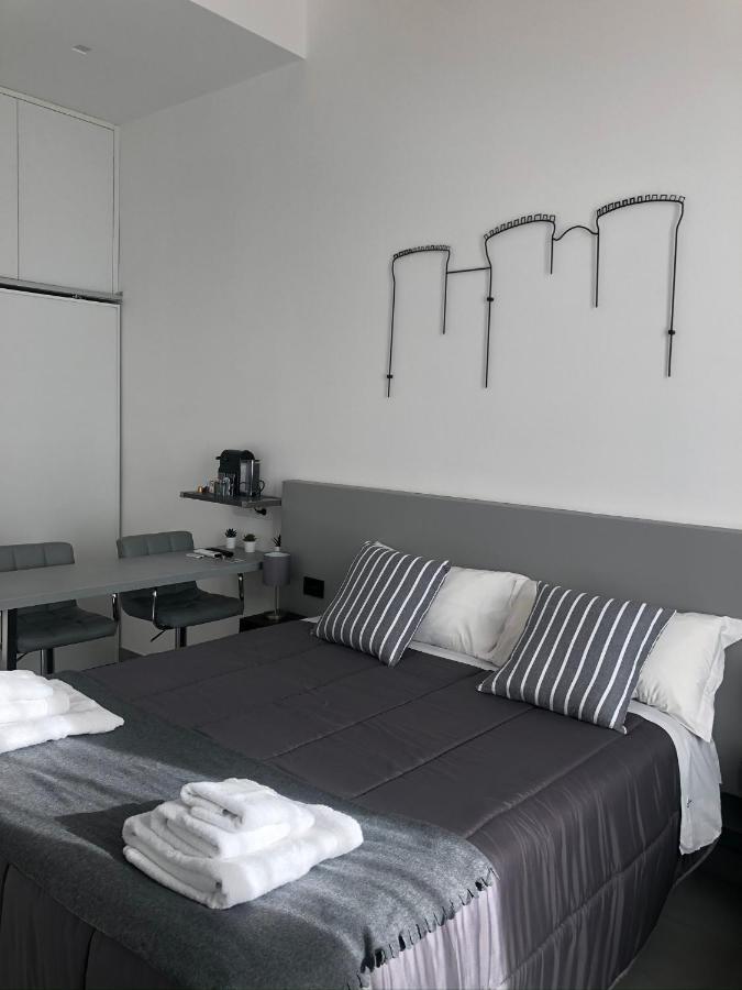 Vesucharme Suite Luxury Room Napoli Exterior foto