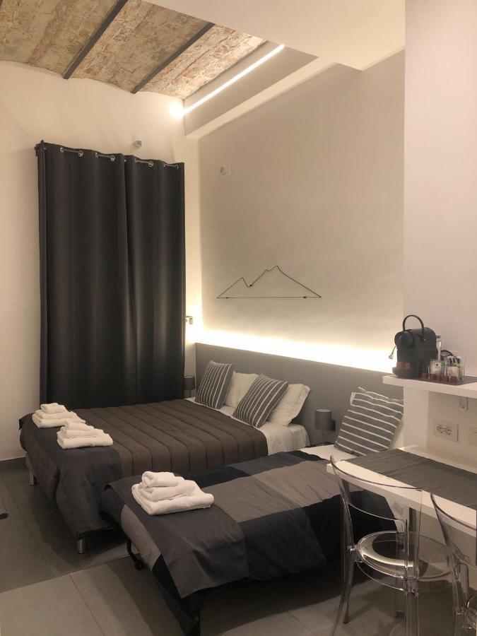 Vesucharme Suite Luxury Room Napoli Exterior foto