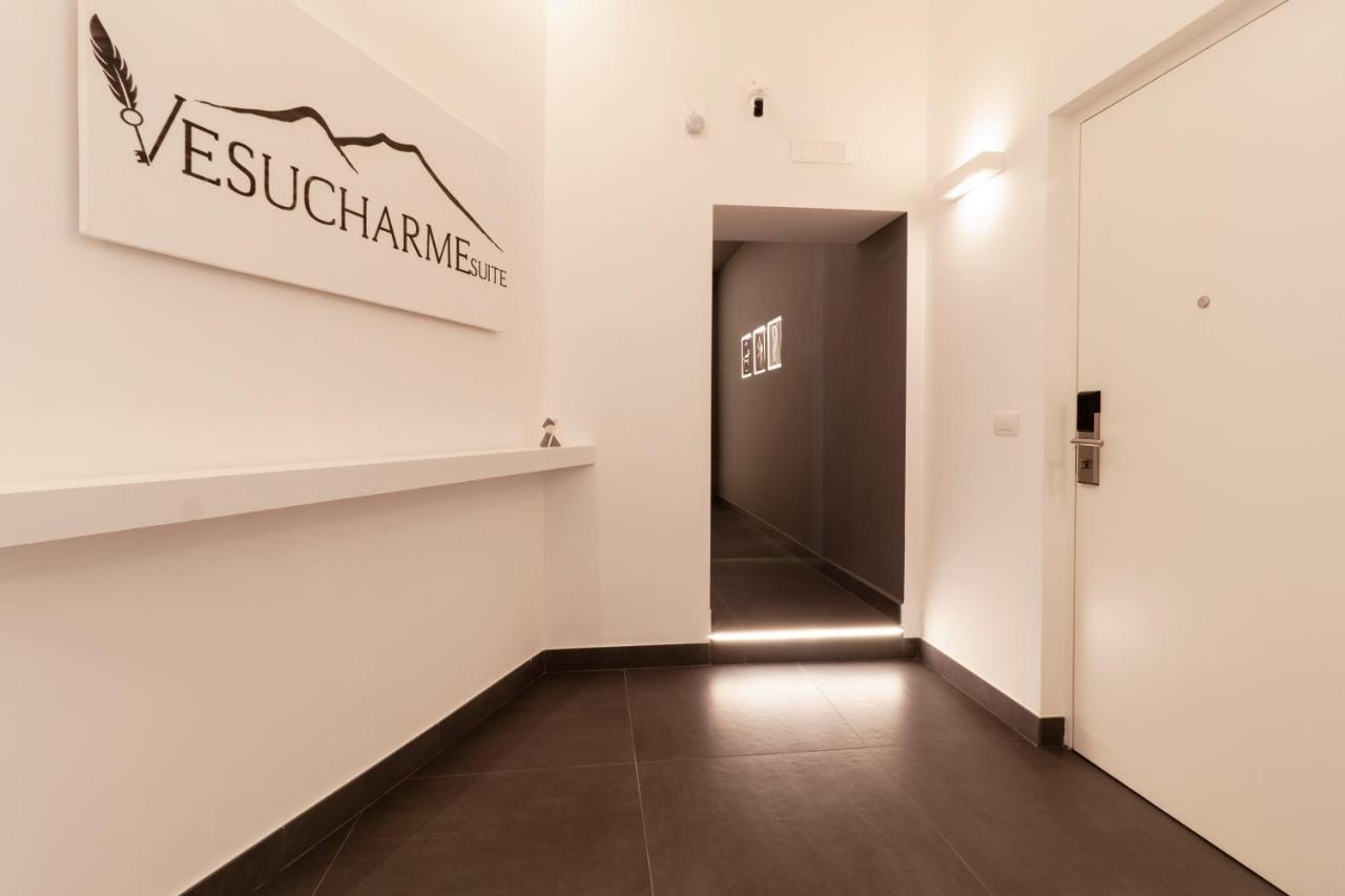 Vesucharme Suite Luxury Room Napoli Exterior foto